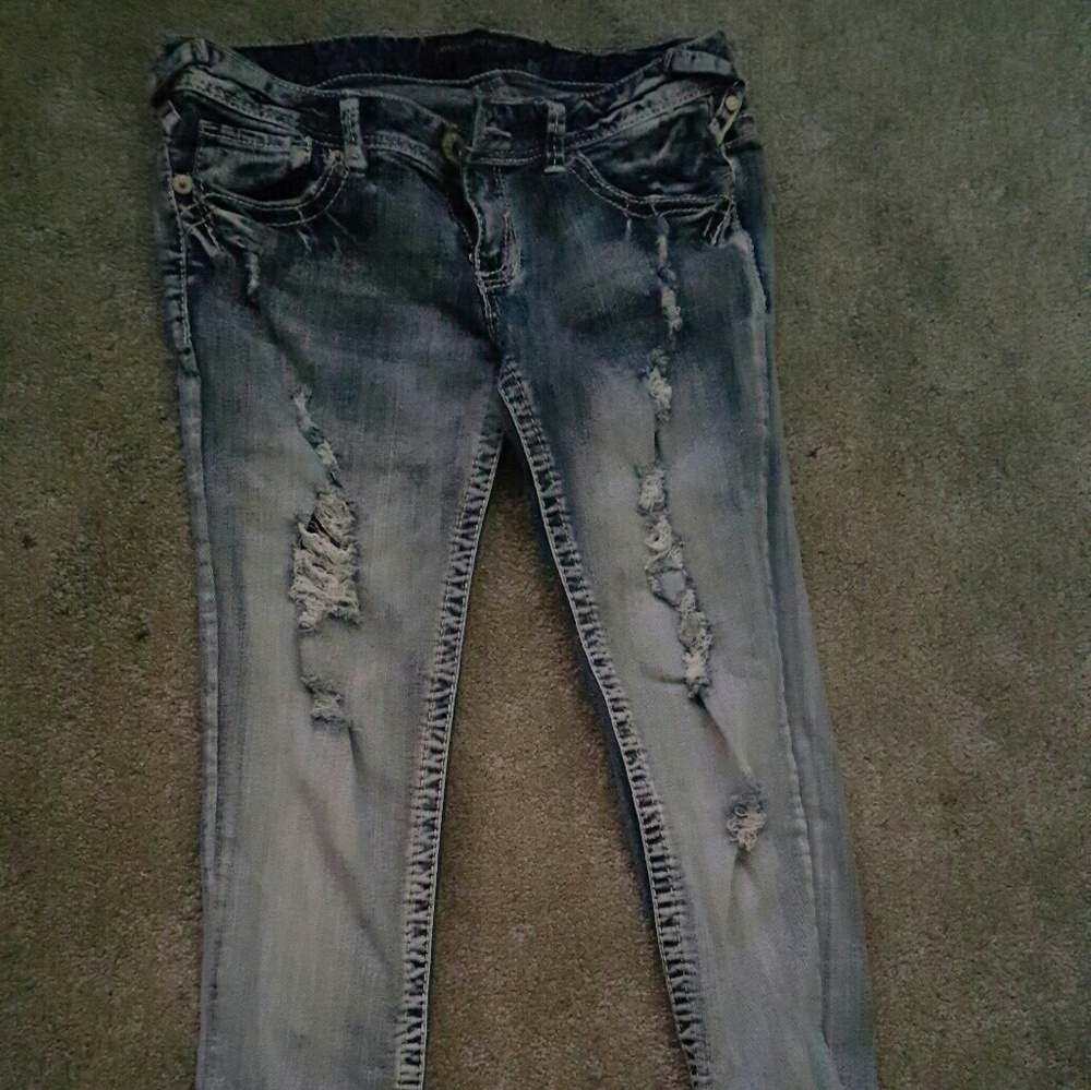 Skinny stretch distressed jeans
